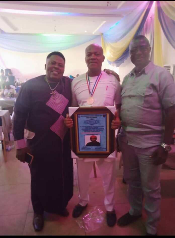 Screenshot_20231215-161016~2