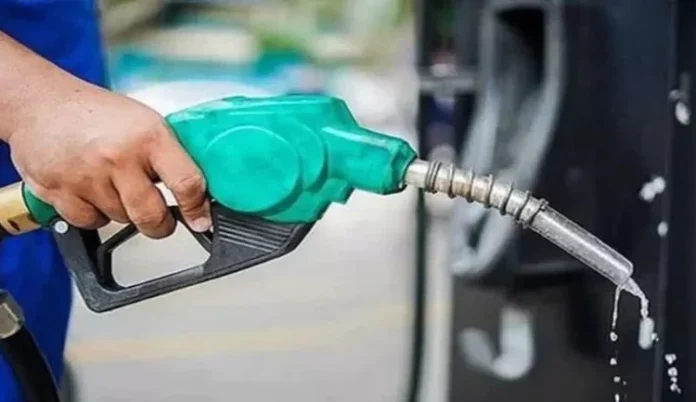 fuel-attendant-750x433